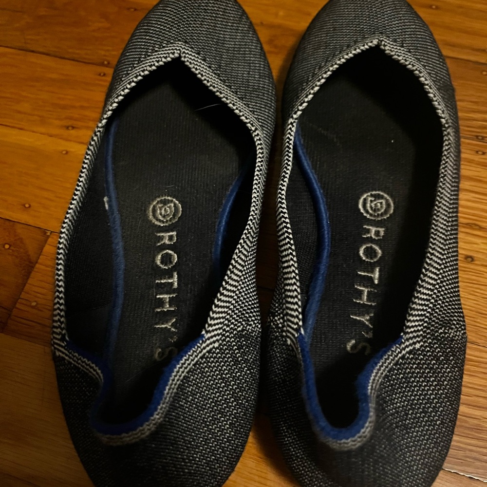 Rothy’s rounded toe flat grey birdseye -size 7.5 W